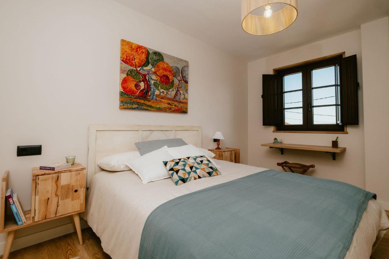 Islow Coliving Bed and Breakfast Laxe Eksteriør billede